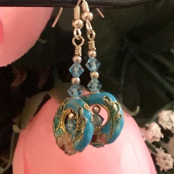 🔥ON SALE🔥3/$30🔥 💖 LA Design💖Handmade Earrings - Picture 3 of 5